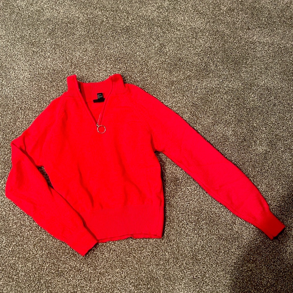 RED HALF ZIP SWEATER